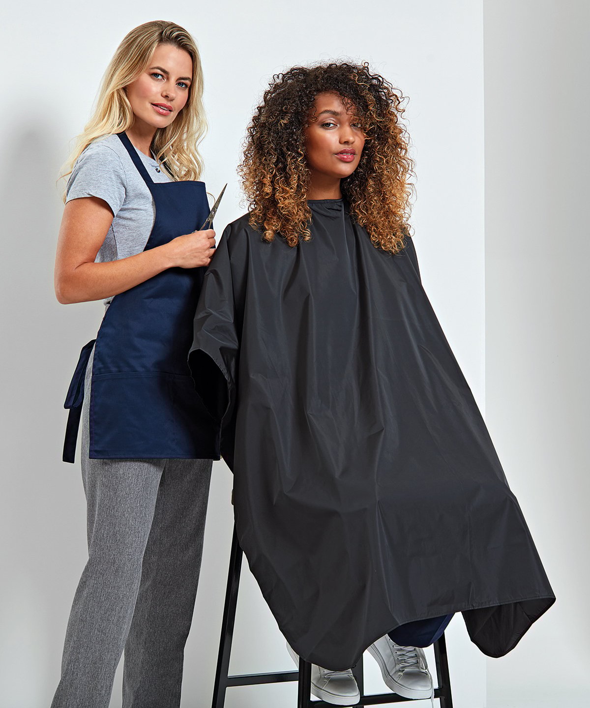 WATERPROOF SALON GOWN
